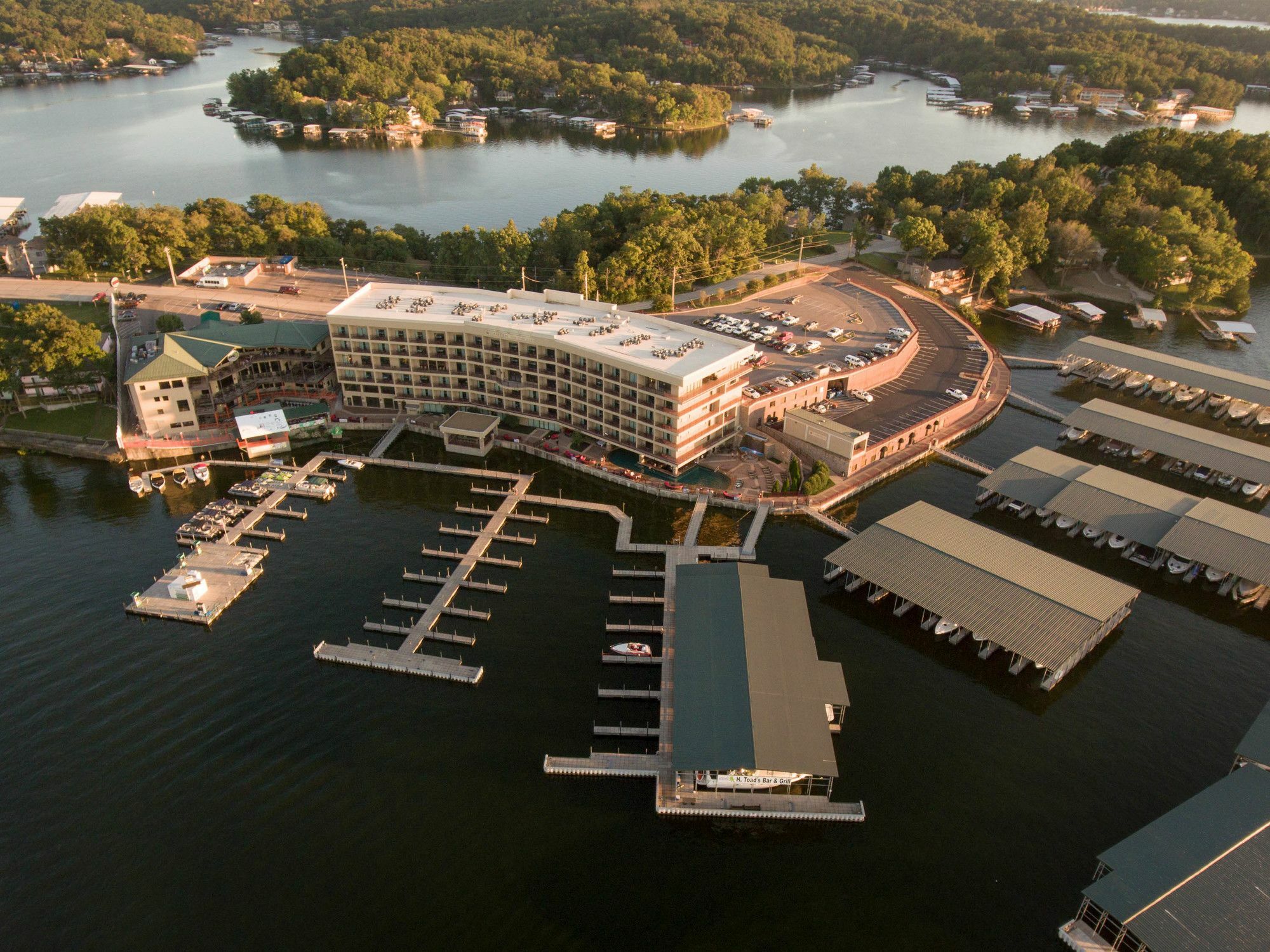 Camden On The Lake Resort Lake Ozark Exterior foto